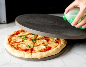 Reinigen van pizzastenen op de juiste manier: zo blijft jouw steen in topconditie